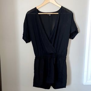 Short jumpsuit